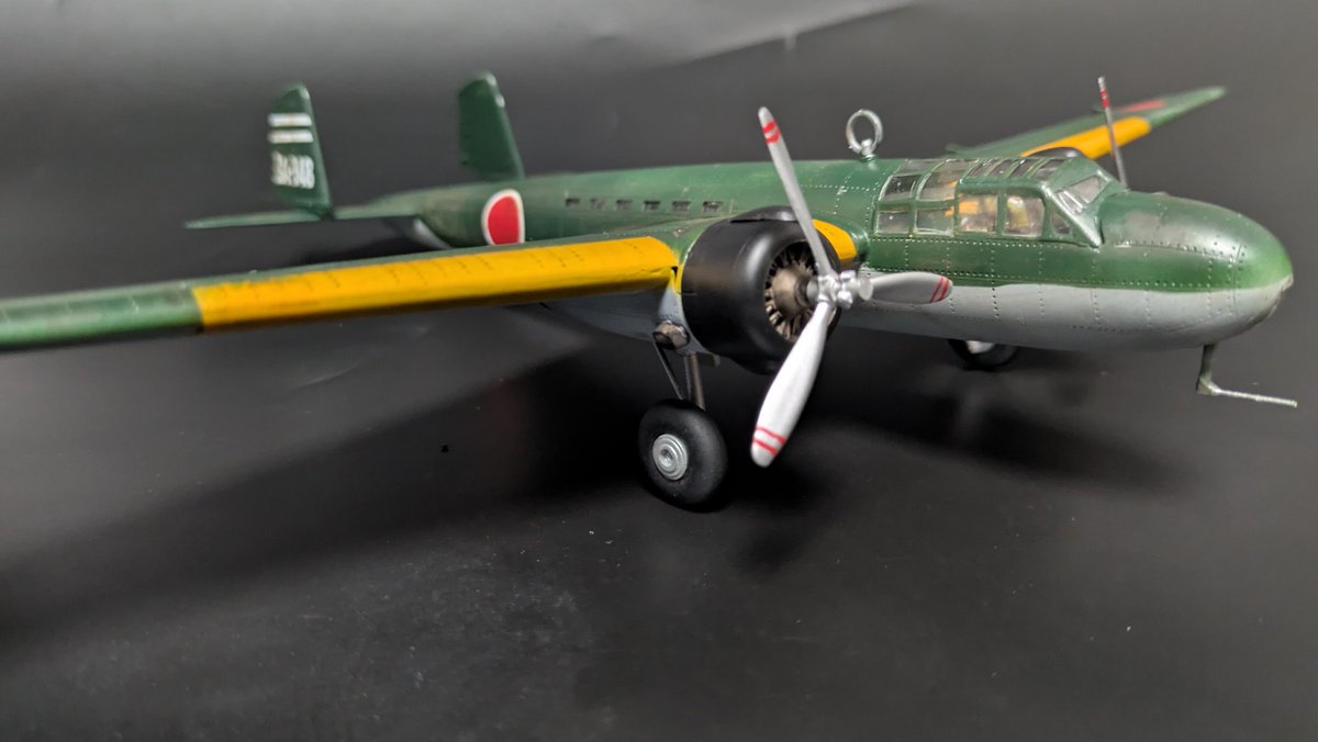 アリイ 1/72 九六式輸送機
完成しました〜。塗装は一〇〇一空仕様にしましたよ。
1960年代のキットでしたが苦労するところもなく、さすがはエルエスだなと簡単。
漠然と大きい日本機作りてぇ〜という選択肢にしてはいいかもしれません。
作り込みたい人はハセガワの22型とニコイチにしましょ。