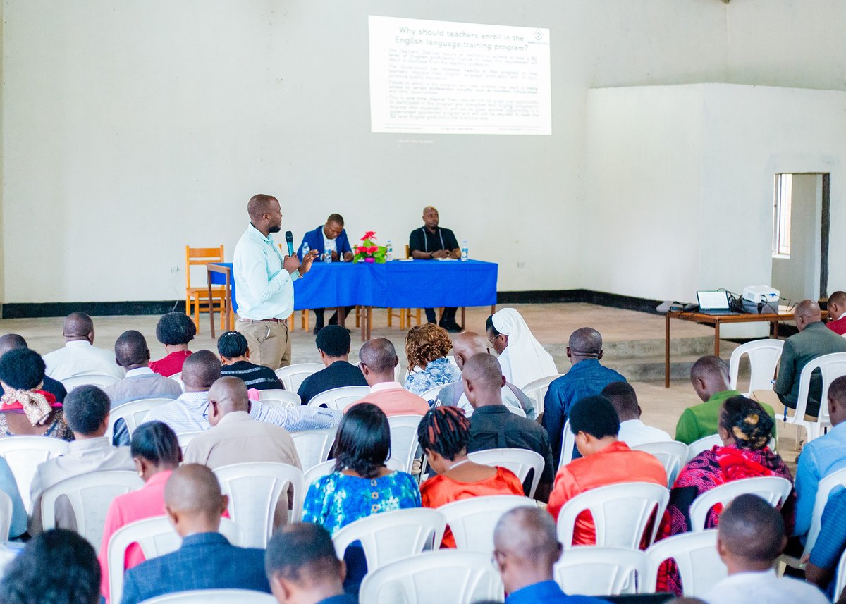 REBRwanda's tweet photo. Today in @Nyamasheke, education leaders &amp; HTs with teachers enrolled in the English Proficiency Training, met during the Sensitization &amp; Accountability Meeting to reinforce leadership commitment and assess district- and school-level progress in supporting teachers’ participation. https://t.co/ZsCNRaSpbp