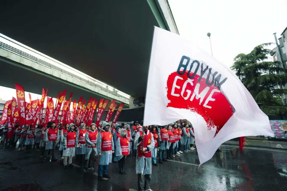 📢TKP ahlaksızlığa savaş açtı: 'Yurttaşlarımızı çaresiz bırakmayacağız'

📌Uyuşturucu, çeteler, patronlara teslim edilen çocuklar, şiddet sarmalına hapsedilmiş kadınlar, iş cinayetlerinde öldürülen işçiler...

❝ Ahlaki çöküş ve giderek derinleşen çürüme kaynağını doğrudan