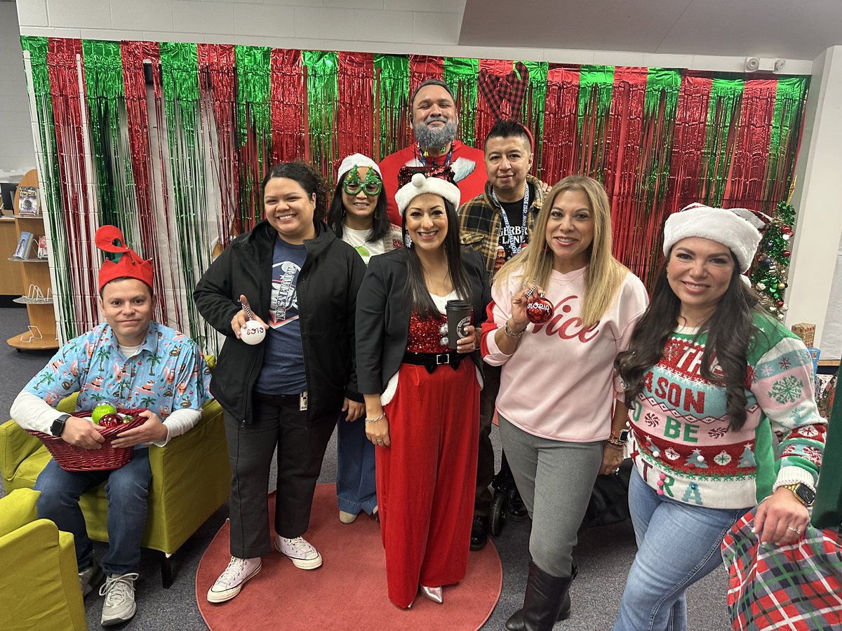 NISD Rawlinson Library tweet media