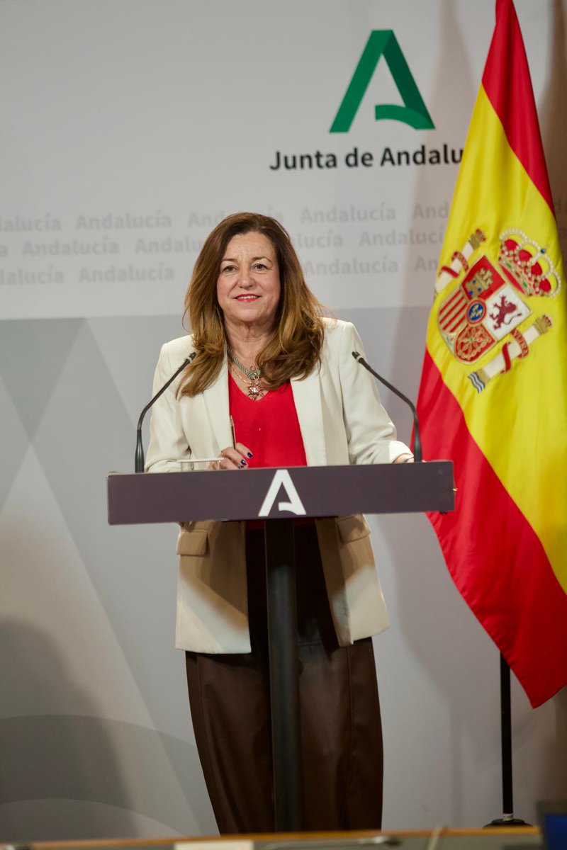 👩‍🏫 Aprobado el Decreto que desarrolla la Ley de Reconocimiento de la Autoridad del Profesorado.
👉 La norma consolida el estatus del docente como autoridad pública, garantiza asistencia jurídica y psicológica gratuita y establece la Unidad de Apoyo al Profesorado.