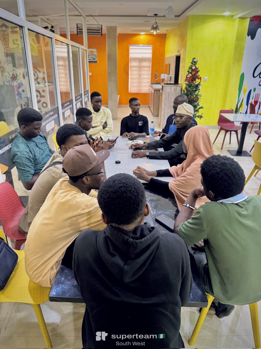 Tolu Peters💙 tweet media