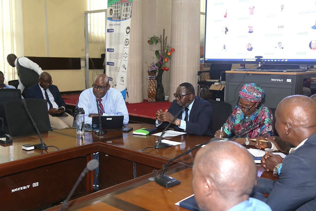 sl_premier's tweet photo. MINISTRY OF FINANCE CONCLUDES WORLD BANK PROJECTS PORTFOLIO PERFORMANCE REVIEW WORKSHOP

The Ministry of Finance, in collaboration with the World Bank, has concluded a two-day Portfolio Performance Review Workshop for...

Details...
https://t.co/FNK5UlLL6M https://t.co/sE1sThV9Ww
