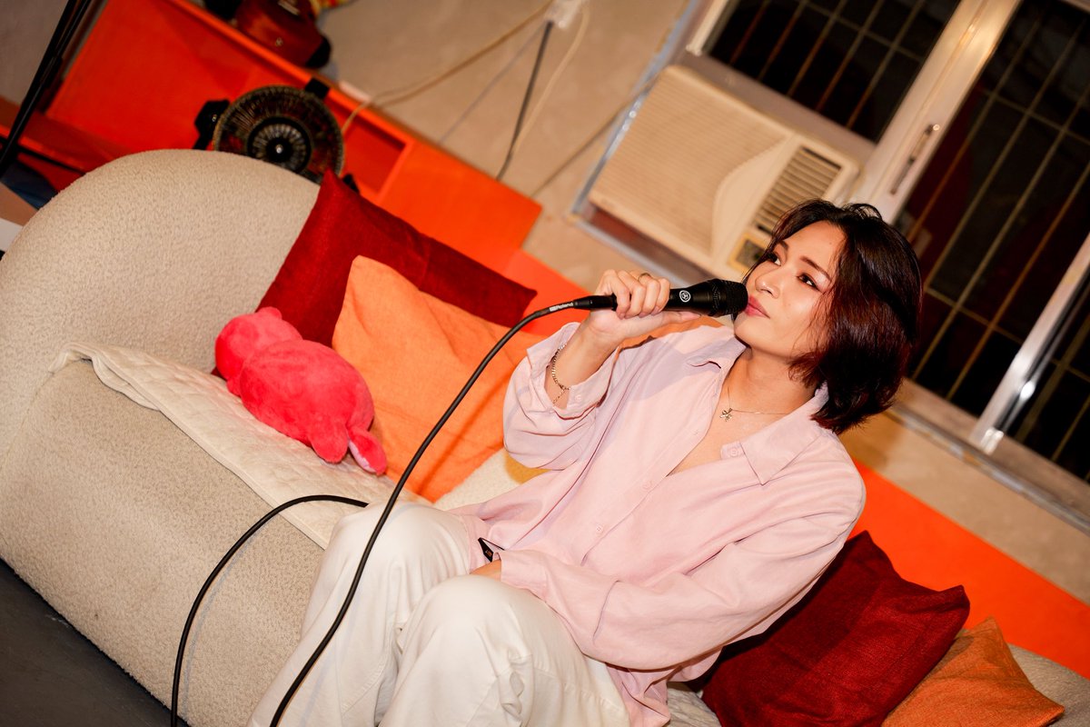 teamrawnofc's tweet image. THANK YOU, KNRs &amp;amp; EVERYONE WHO MADE THIS POSSIBLE 💙☁️

The Cloudscapes Sessions: Live and Intimate was made special because of you.

To every KNR and fan who showed up, waited, listened, sang along, and shared this moment with us — thank you for giving your time, energy, and…