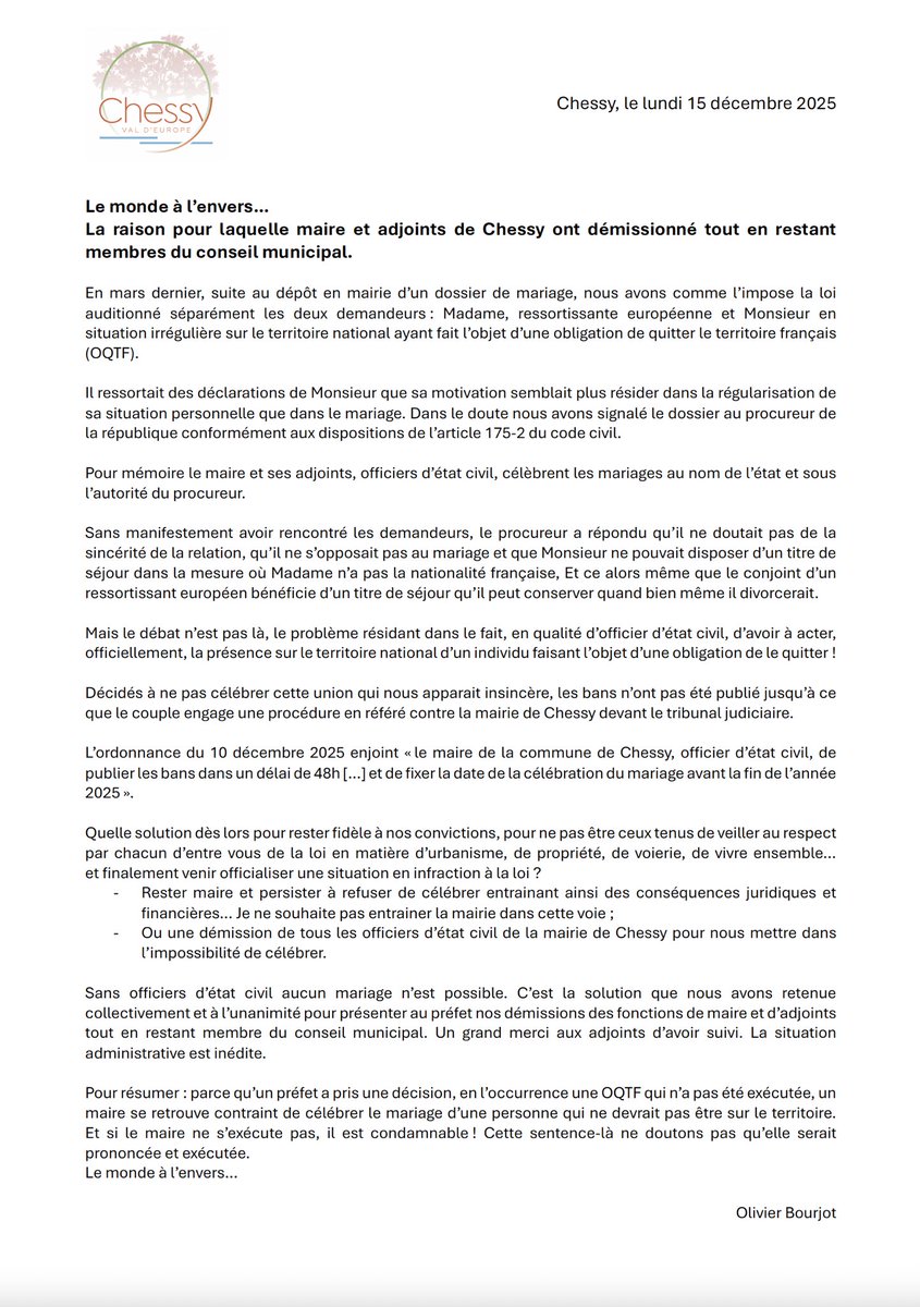 BastionMediaFR's tweet image. 🔴🇫🇷 𝗔𝗟𝗘𝗥𝗧𝗘 𝗜𝗡𝗙𝗢 — Contraint par la justice de célébrer le mariage d’un ÉTRANGER sous OQTF, le maire de Chessy, Olivier Bourjot (DVD), et ses adjoints DÉMISSIONNENT.

« C’est le monde à l’envers », écrit Olivier Bourjot, dénonçant une contradiction entre les obligations…