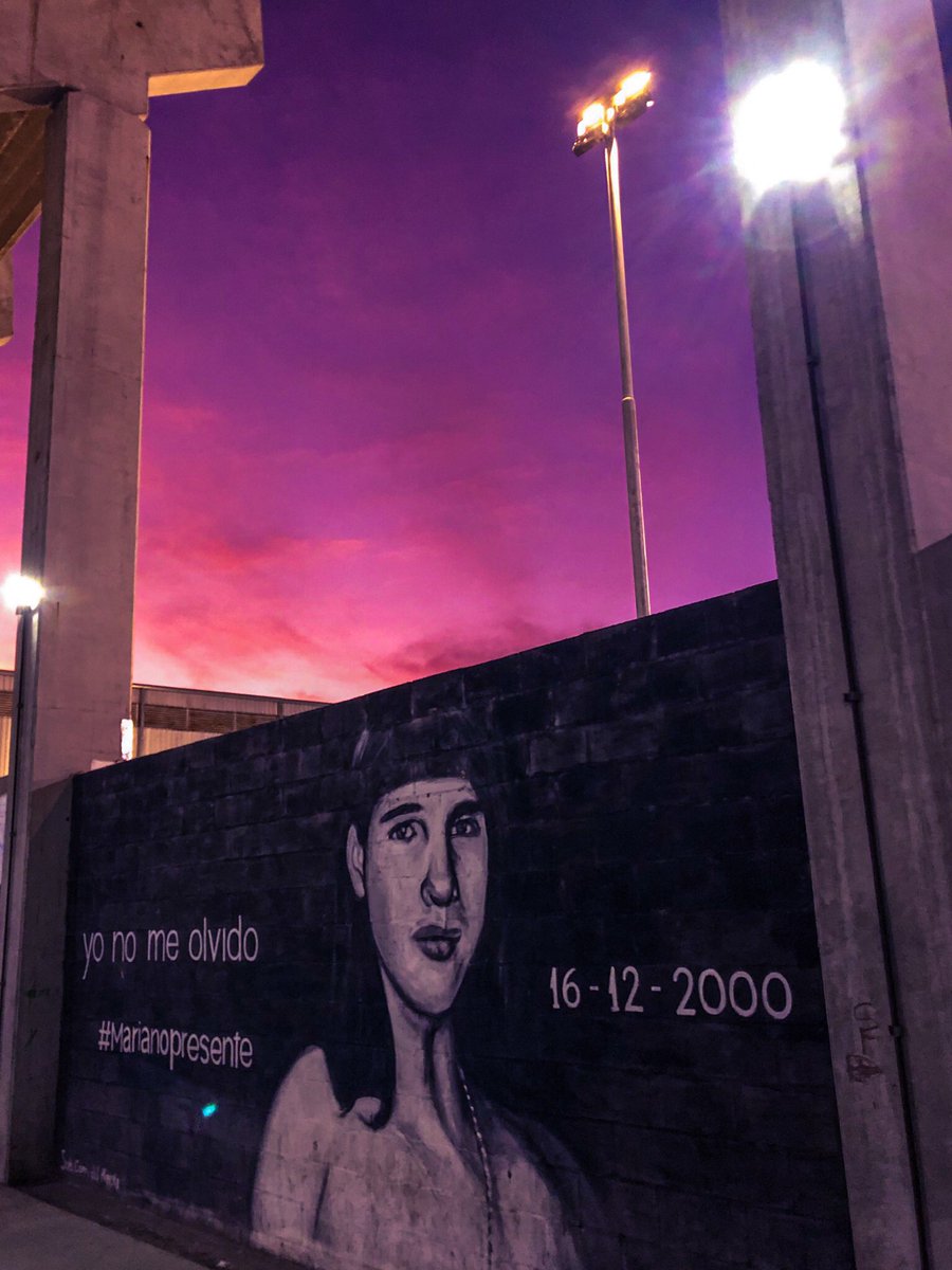 Mato a Mariano
maldita policía
la gente no se olvida.