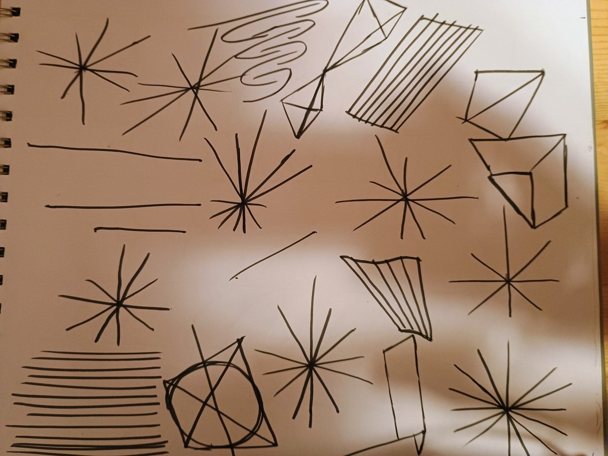 PostBoxDownWay1's tweet photo. Keeping it going. What I've been up to these last few days. My line control is terrible at times.
#artpractice
#art
#artjourney
#sketches
#shapes
#lines
#shapepractice
#circles
#doodling 
If I give up, I go nowhere https://t.co/4XClGBj5SF