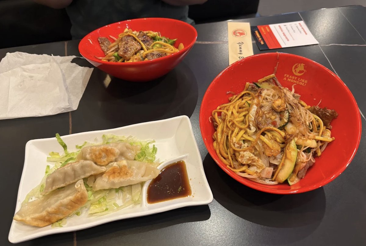 eatyummybowl's tweet photo. Show off that bowl! 📸

Tag us in your Yummy Bowl pics for a chance to get featured. Best-looking bowl of the week gets reposted!

#YummyBowlEats #TagToWin #FoodieFeature https://t.co/gYQdikEOTO