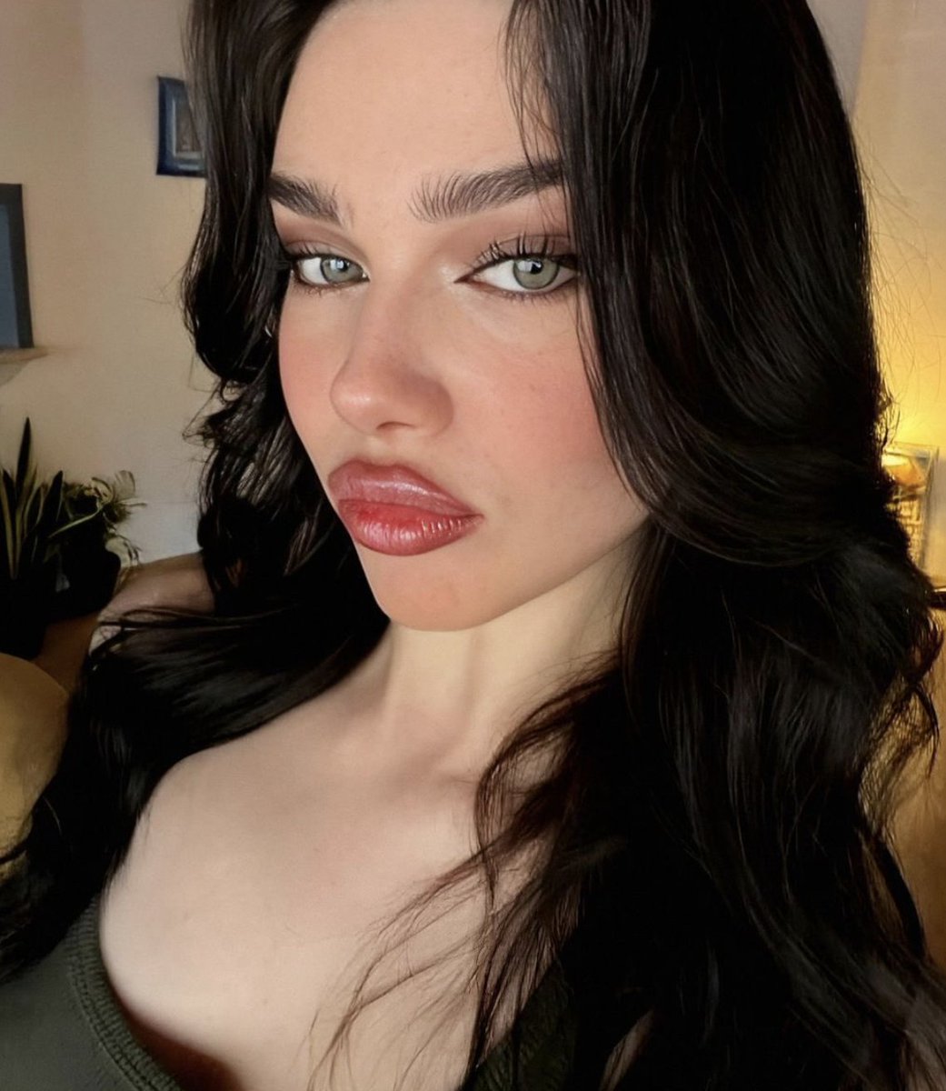 video.twimg.com/amplify_video/…