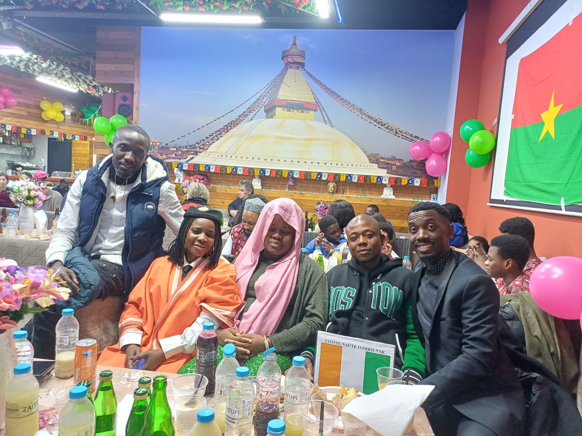 ivoirogrec's tweet photo. Association des Ressortissants du Burkina Faso en Grèce.

Samedi 13 Décembre 2025 , nous étions a la commémoration de la fête de l'indépendance du Burkina Faso. https://t.co/di9rJPvUvY