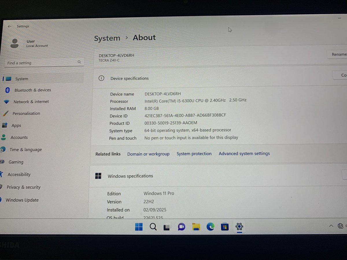 Folaxy's tweet photo. Laptops for sale (Used)
Toshiba Tecra A 40- 256ssd 16GB RAM core i5 Windows 11 Touch Screen - 250k
Toshiba Tecra Z 40 - 256ssd 8GB RAM Core i5 windows 11- 200k. #LaptopDeals #ComputerVillage #Affordable #DePairBizSolutions #XmasSale https://t.co/GVxmupwmuu