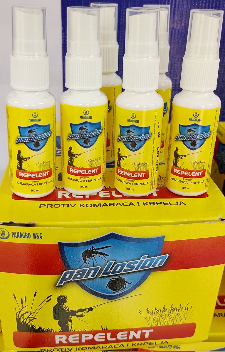 Una donación de repelente contra mosquitos fabricado por la empresa Serbia Panagro, fue entregada a los #CDRCuba por Dragan Kamenica, representante y gerente para #Cuba de la referida empresa, única de esa nación europea con oficina comercial en nuestro país. #TumbaElBloqueo