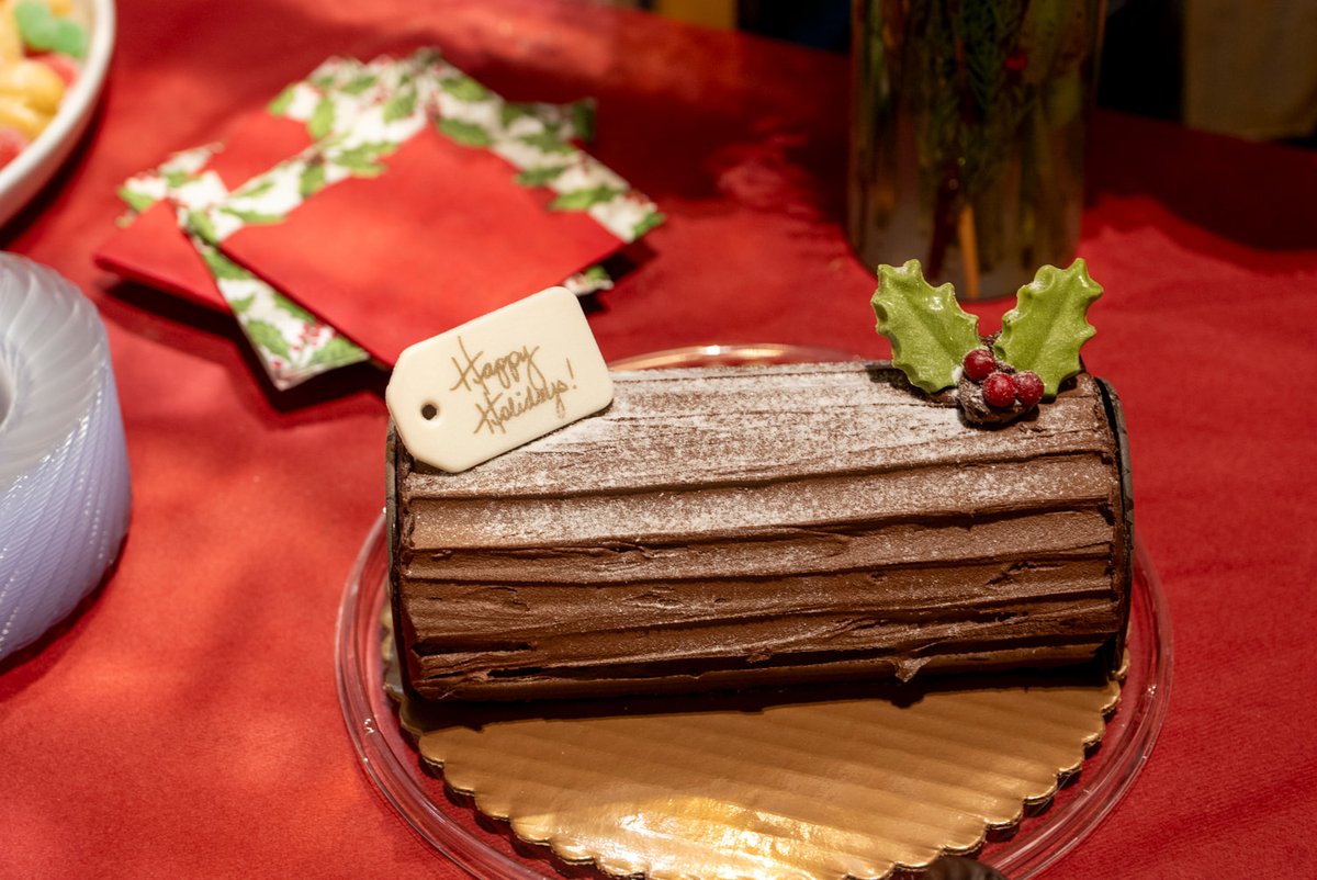 CICDC's tweet image. Our Christmas Party last week was truly dazzling! We're grateful to everyone who joined us for a festive evening celebrating the vibrant Catholic life of our nation’s capital🎄✨

Thank you to our amazing co-hosts and everyone who made the evening so special!