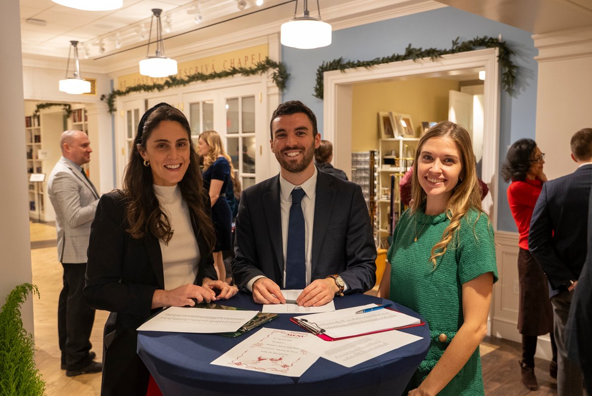 CICDC's tweet image. Our Christmas Party last week was truly dazzling! We're grateful to everyone who joined us for a festive evening celebrating the vibrant Catholic life of our nation’s capital🎄✨

Thank you to our amazing co-hosts and everyone who made the evening so special!