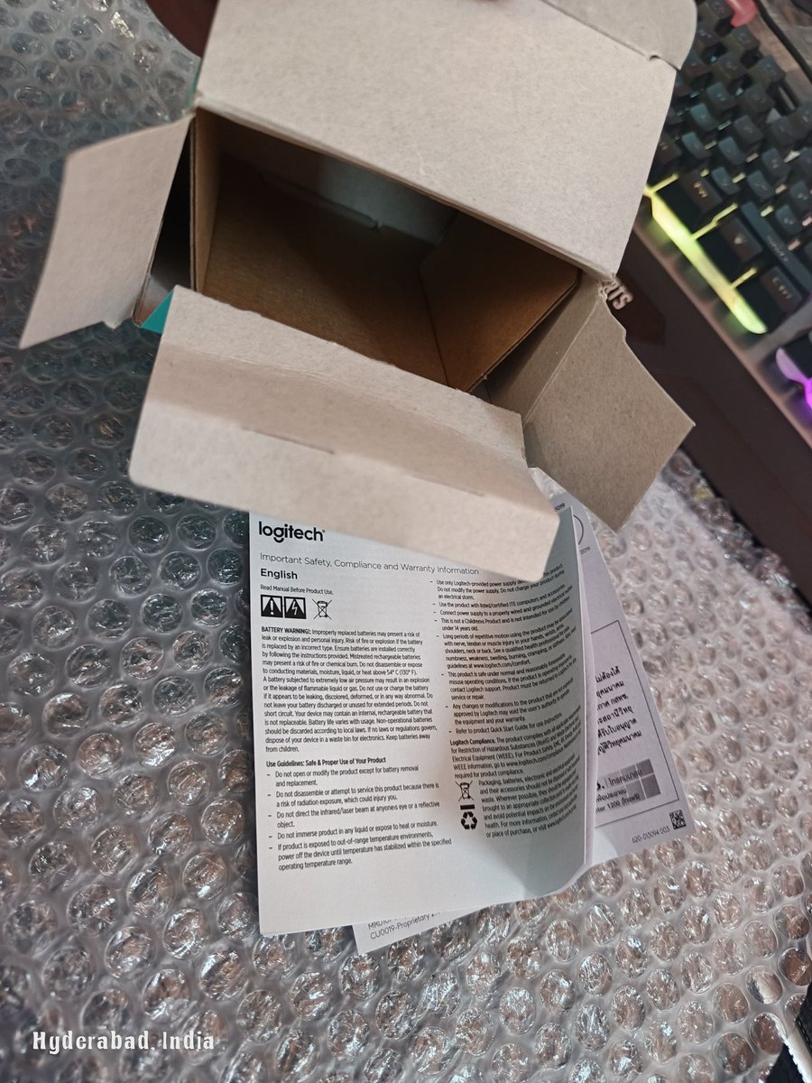 UnknownUse93358's tweet photo. @cromaretail It's been a month since I received an empty box instead of the mouse I ordered  I've provided all evidence, yet there's been no resolution, refund, or replacement. This is my final attempt to resolve this before I take legal action. #Croma #ConsumerRights https://t.co/nfvQKneCmv