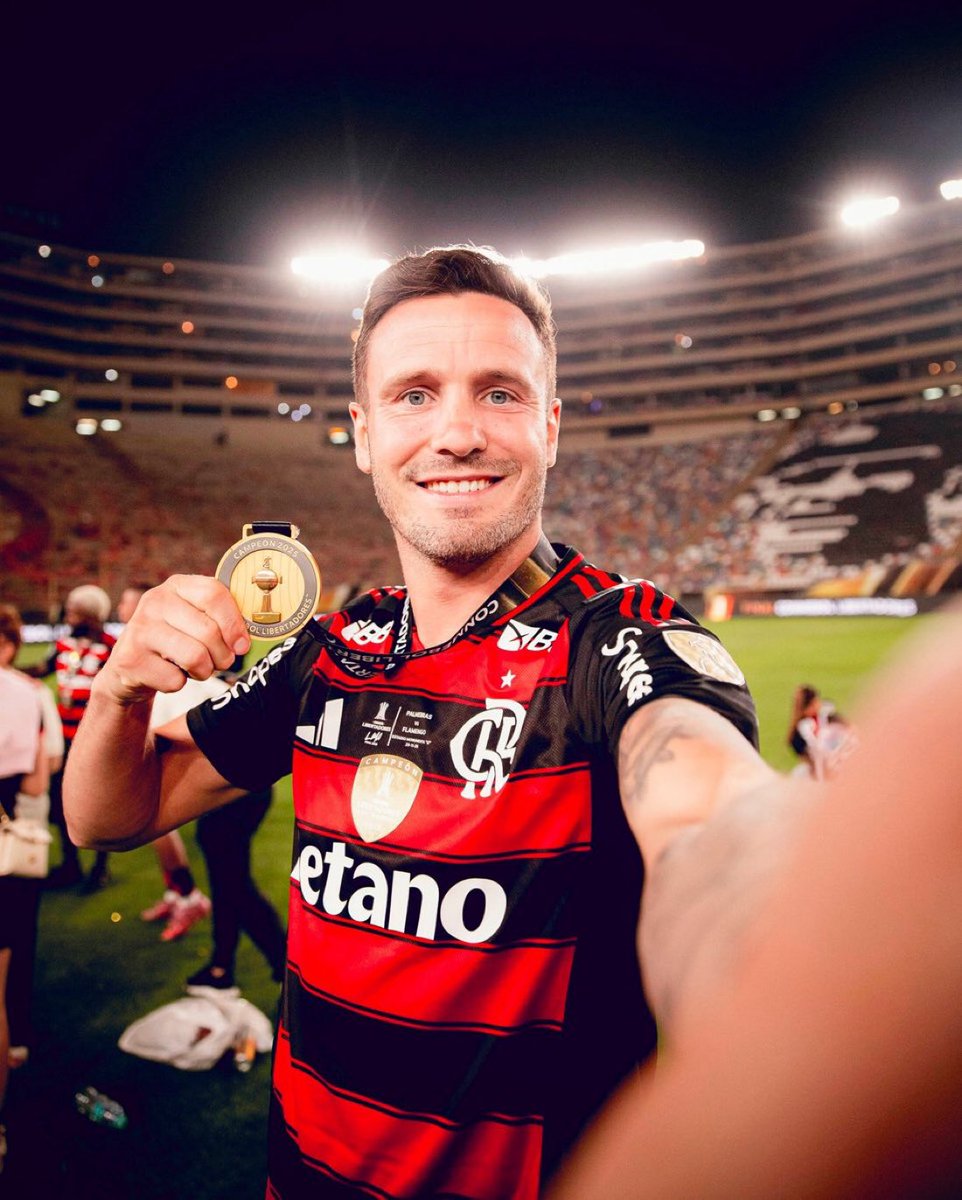 هل فلامينغو هو ريال مدريد البرازيل؟

🚨🚨🚨🚨🚨🚨🚨🗣️ سـاؤول:

الحقيقة هي أن فلامينغو أكبر من ريال مدريد! 😱💣

ريال مدريد لا يملك قاعدة جماهيرية حقيقية!!!!!

فريق كبير ؟ نعم .... اكبر من فلامينغو ؟ لا

فريق لديه جمهور ؟ نعم .... لديهم تاثير بالملعب ؟ لا

😳😳😳😳😳😳😳😳😳😳😳😳