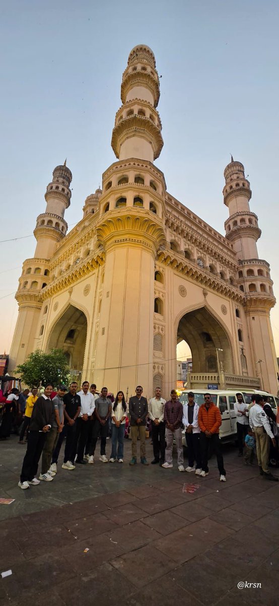 AcademySsb's tweet image. 30वें AC(DE) कोर्स के प्रशिक्षु अधिकारियों के तेलंगाना 'शैक्षणिक भ्रमण' (Study tour) पर गए एक समूह ने आज 'सरदार वल्लभ भाई पटेल राष्ट्रीय पुलिस अकादमी', हैदराबाद और चार मीनार का भ्रमण किया।

#SSB_INDIA #studytour #officer