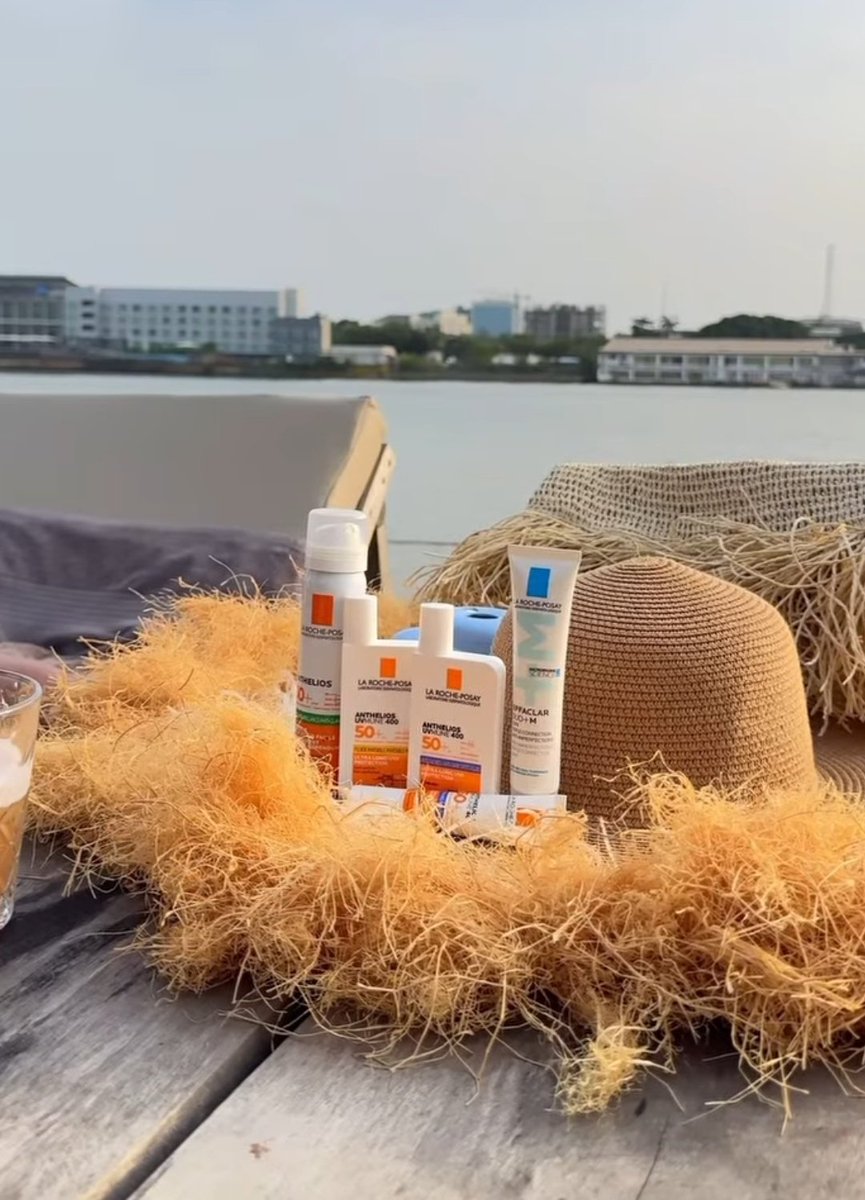 lorrain10466313's tweet photo. Just in 💧👌 🌞
New post on IG 🚨 🚨 🚨
BELLA X LAROCHE-POSAY
#BellaOkagbue
#sunscreeneveryday https://t.co/pgdkOvKTov
