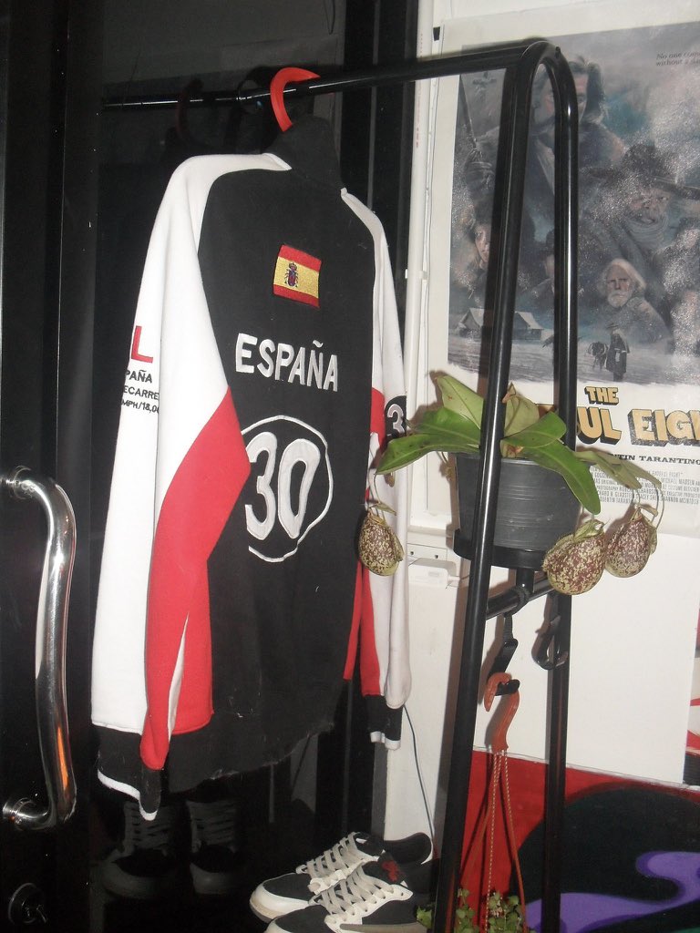 ซื้อเถอะวิ tweet media