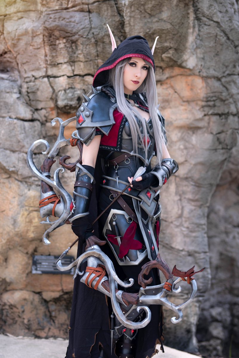 SiashiCat's tweet image. Sort of glad I hadn't planned on going to #Holmat this year because even if I could, I wouldn't be able to now due to my rotator cuff injury XP

But here's a photo from 2 years ago of my dark ranger from World of Warcraft UwU!