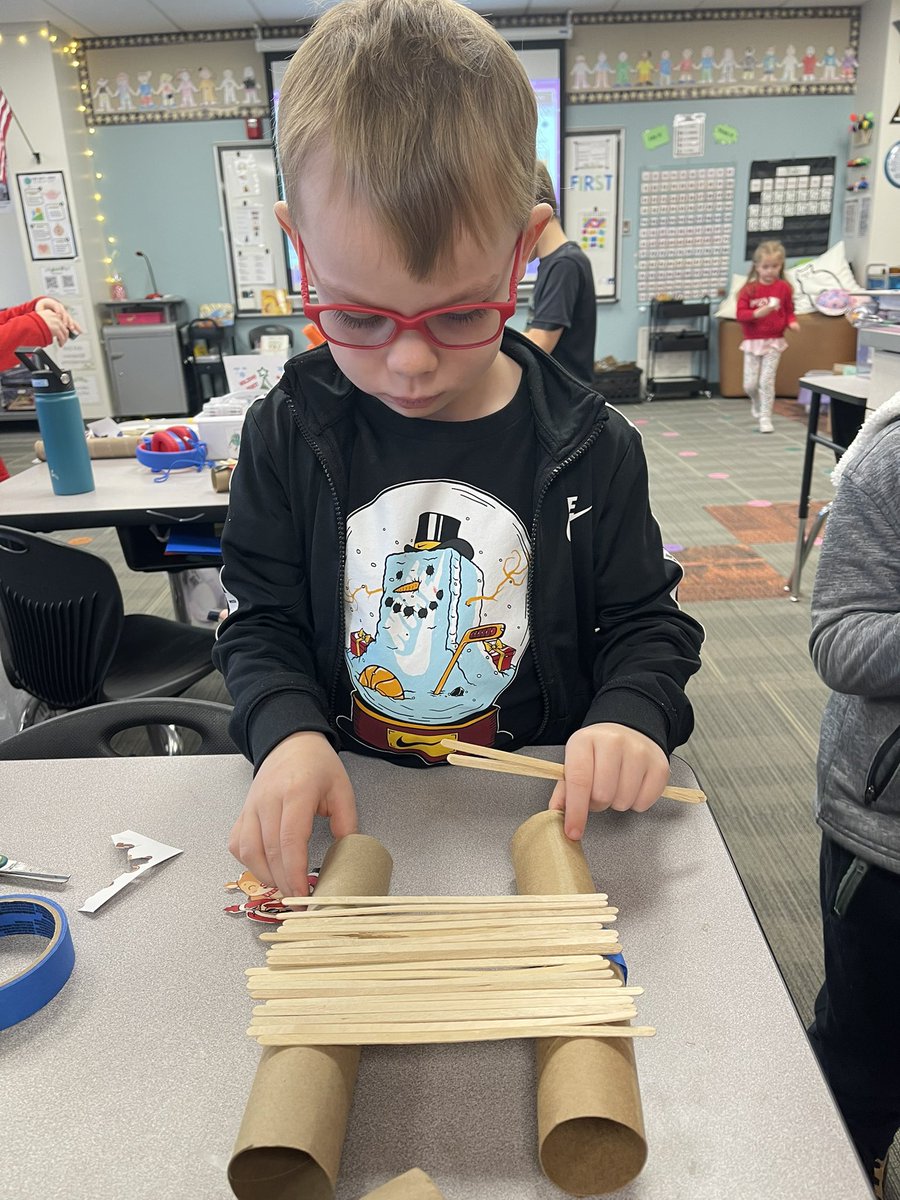 Erin McKenzie tweet media