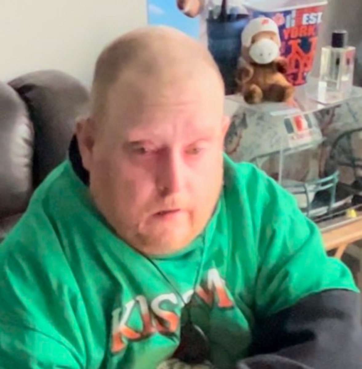 barstoolsports's tweet photo. Trying to work today after being eliminated in the fantasy playoffs https://t.co/YxnUb5YX9E