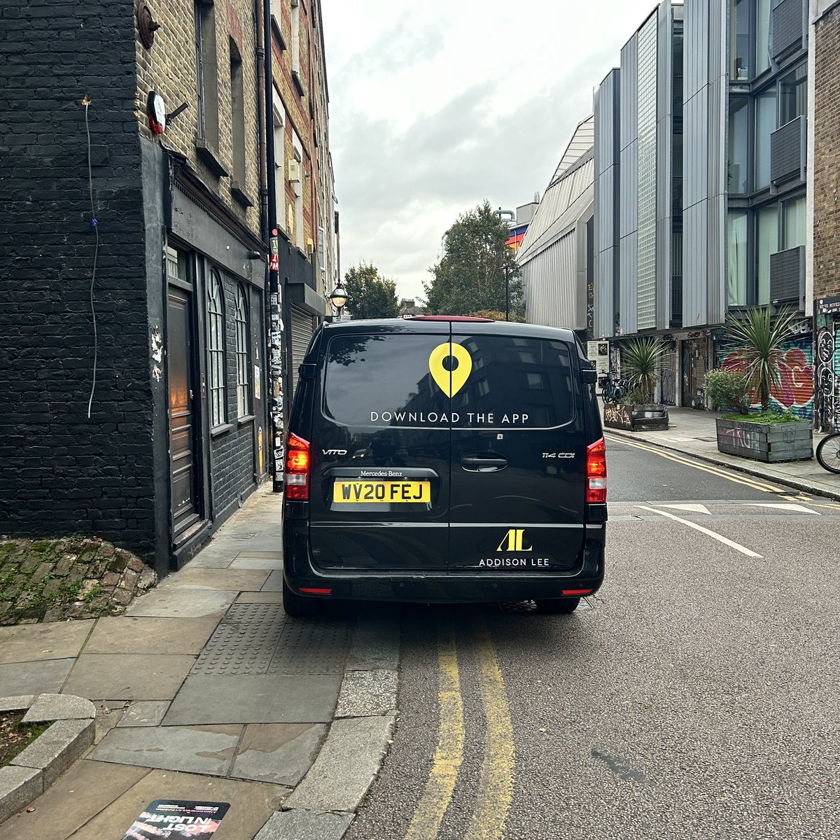 Bob From Accounts 🚲 tweet media