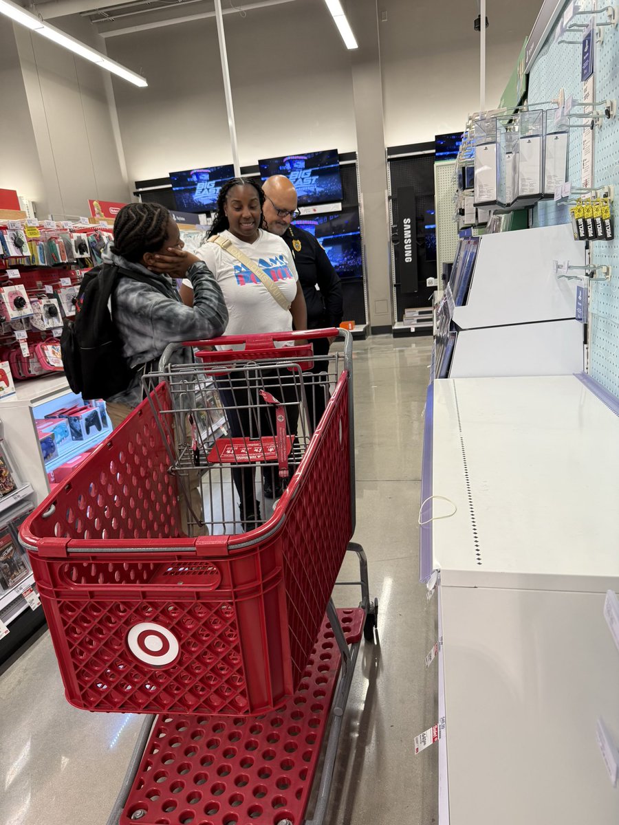 Chief Manny Morales tweet media