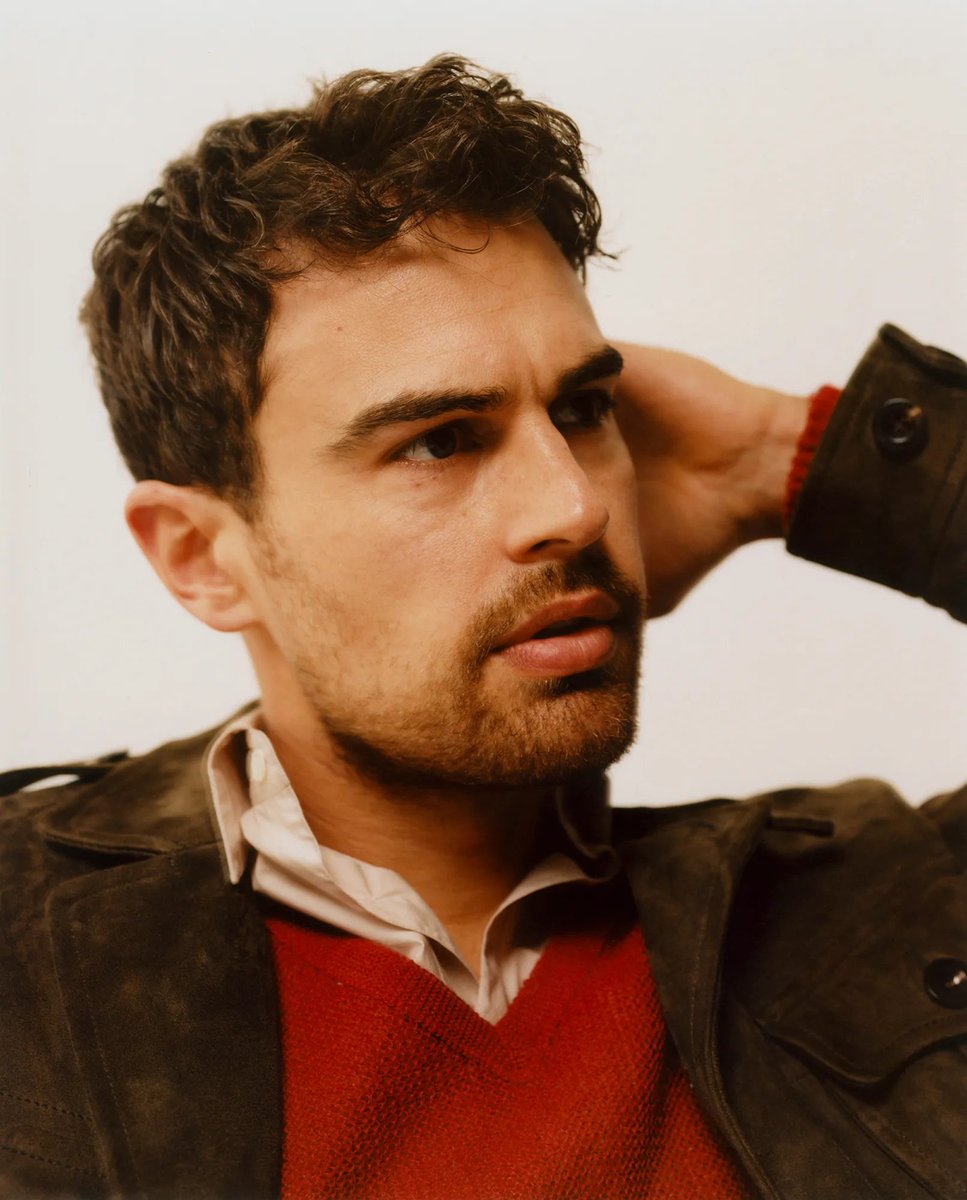 MCUFilmNews's tweet image. Happy 41st birthday to Theo James!