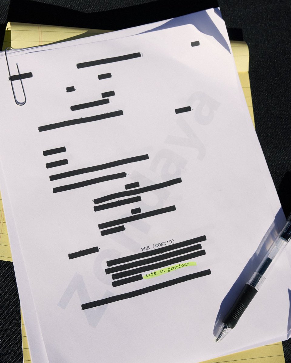 Zenitkh's tweet image. Who's ready for Season 3? It's almost out and I hope you guys enjoy this season. Worked really hard for it!