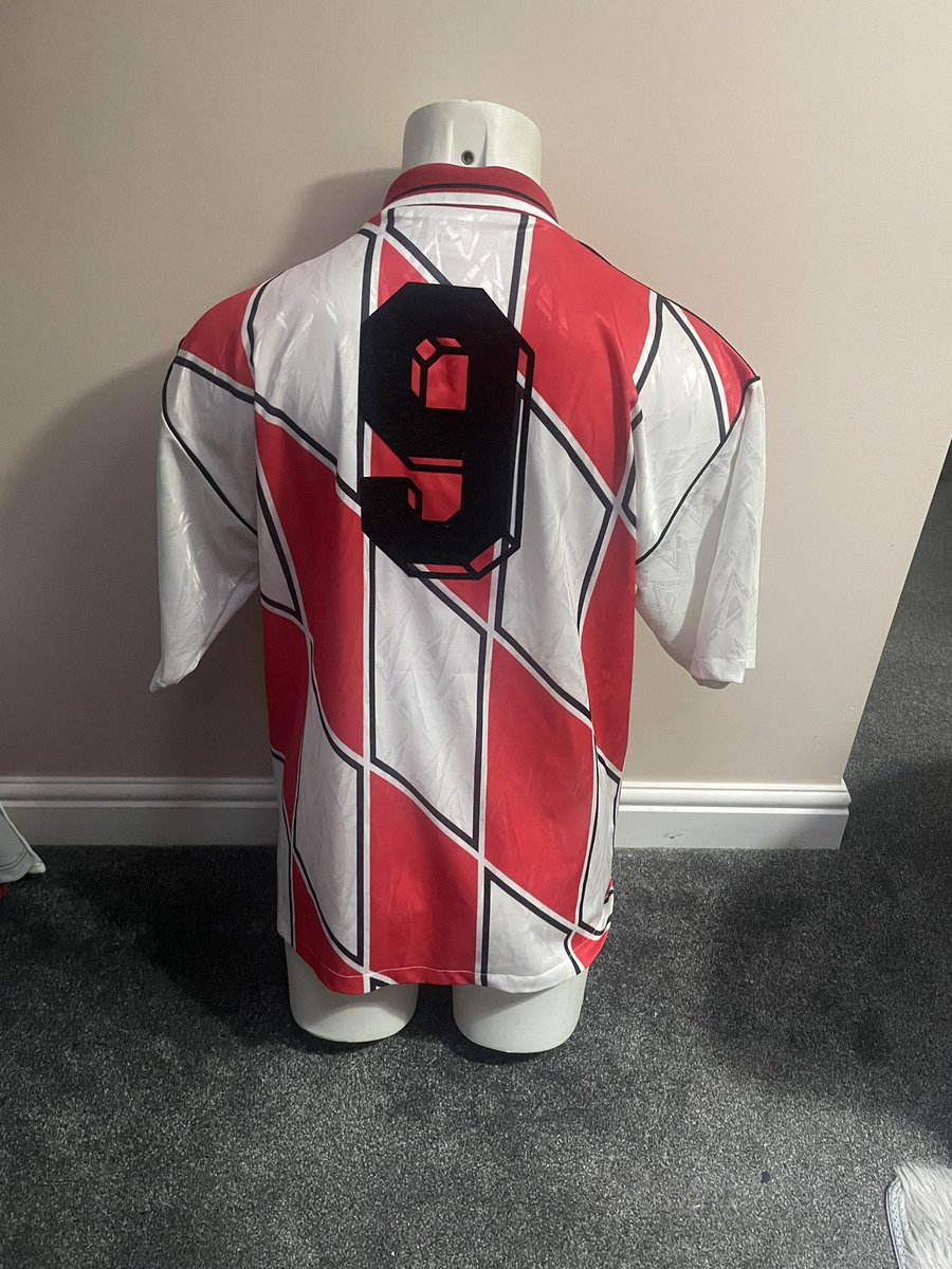 Clarkes Bar tweet media