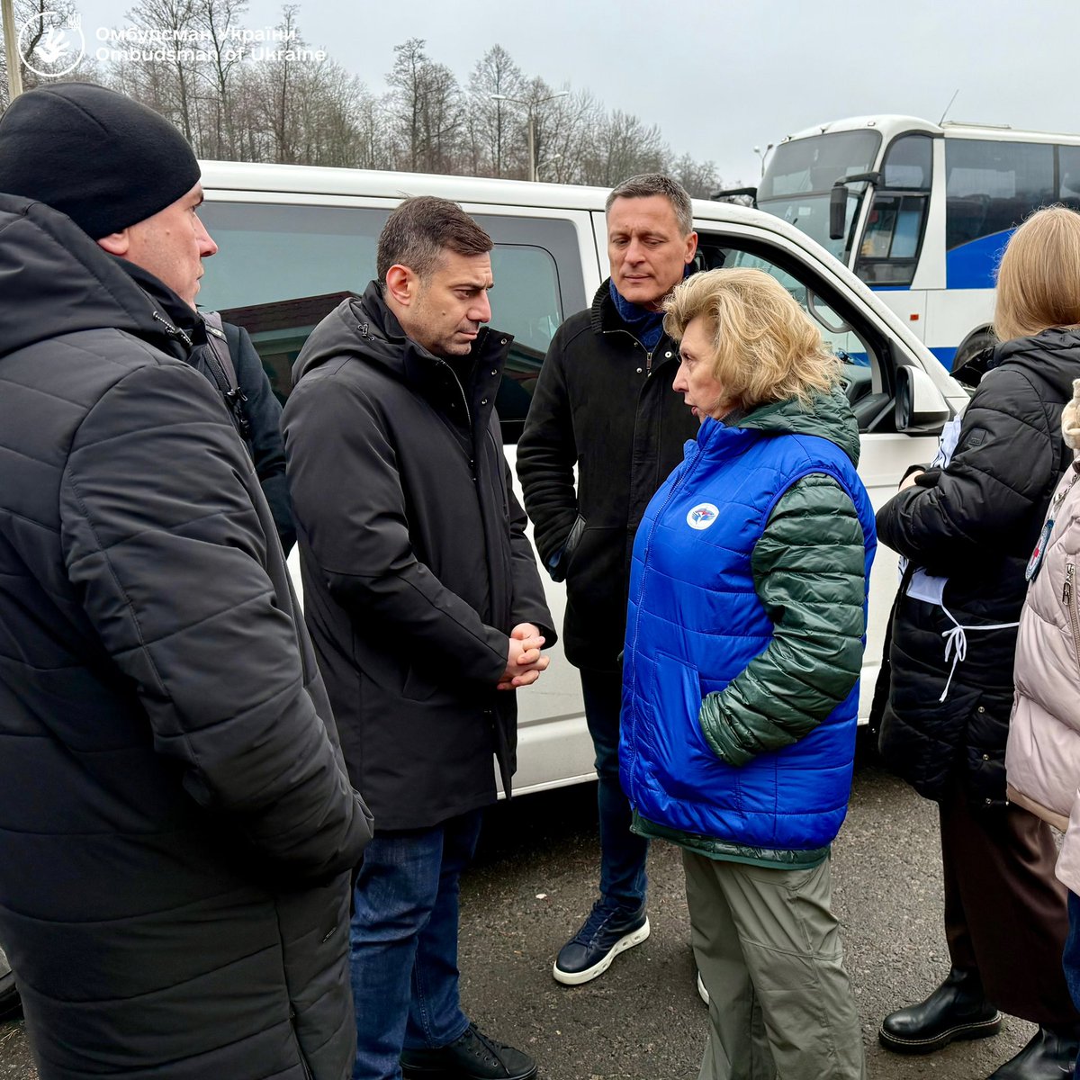 lubinetzs's tweet photo. ❗️I held a working meeting with Russian human rights commissioner Tatyana Moskalkova, as well as with the Heads of the International Committee of the Red Cross missions in Ukraine and Russia.

Key results:
📌2,000 parcels of humanitarian aid for Ukrainian prisoners of war, along with letters from their families, were delivered;
📌agreements were reached on the verification of persons missing under special circumstances, and relevant lists were handed over;
📌lists of a separate category of citizens, namely the seriously wounded and seriously ill, were handed over;
📌the issue of returning illegally detained Ukrainian civilians was discussed, and lists were handed over;
📌the issue of Ukrainian prisoners of war convicted in the Russian Federation was discussed, and a list was handed over;
📌a number of other humanitarian issues were discussed.

Additionally, based on previous systematic work, a procedure for the mutual reunification of families was carried out. Fifteen of our citizens, most of whom have reduced mobility, returned to Ukraine from the Russian Federation and the temporarily occupied territories.

For example, we ensured the return of a 56-year-old woman who had suffered a stroke and has reduced mobility. She had been forced to stay in Russia since 2022. Her daughter appealed to the Ombudsman’s Office for assistance with her return. Today, mother and daughter are seeing each other for the first time in almost four years. 

❗️Additionally, 45 more Ukrainian citizens have been returned to Ukraine; these were individuals who had been held in temporary detention centres for foreigners in the Russian Federation.
We are committed to bringing all Ukrainians home.