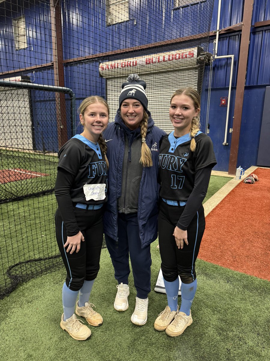 MaddyNobles28's tweet photo. Had an amazing time at the Samford camp this weekend. It was definitely a cold one. Thank you to the coaches and staff for hosting an amazing camp! @FuryPremier2028 @SamfordSoftball https://t.co/ofyMe05f8L