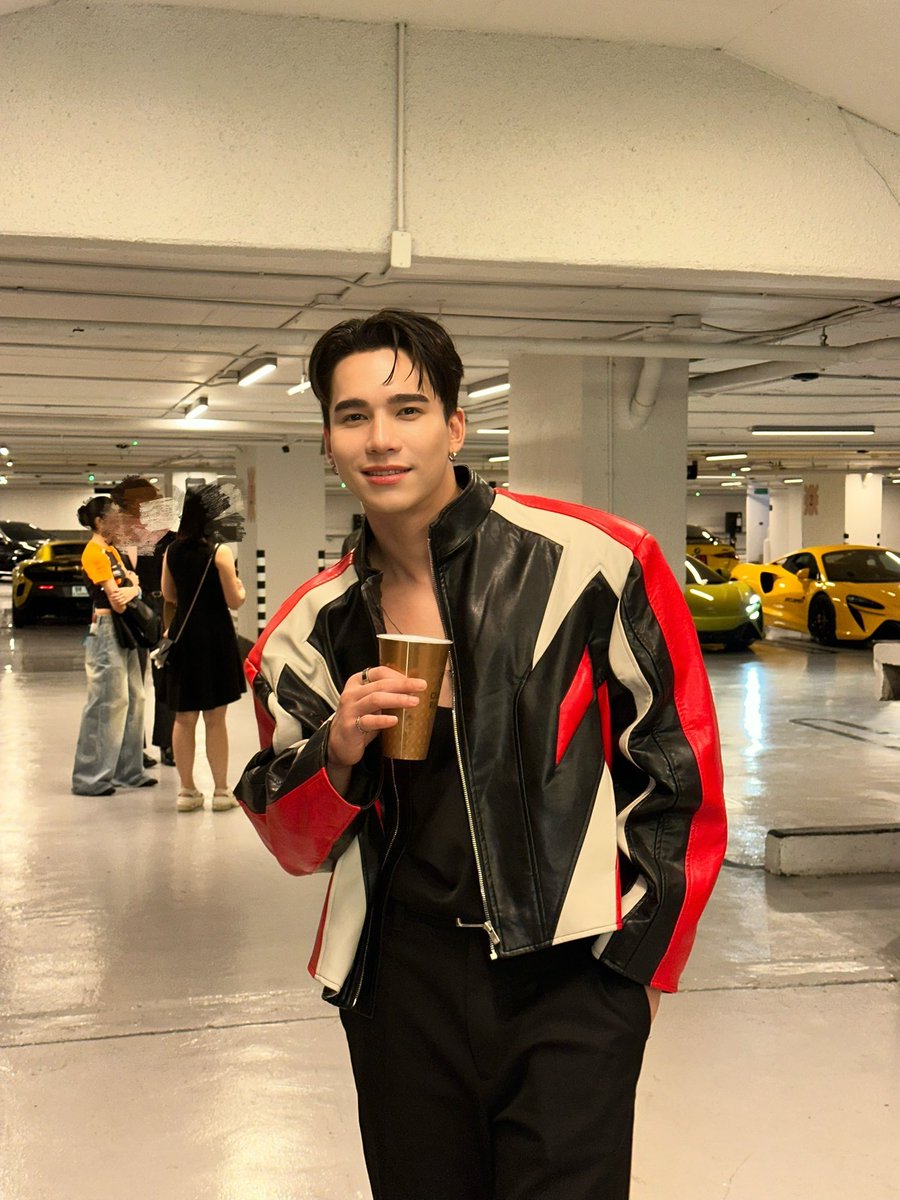 bemydinommax's tweet photo. 🥺 https://t.co/6FcWm8s1Mh