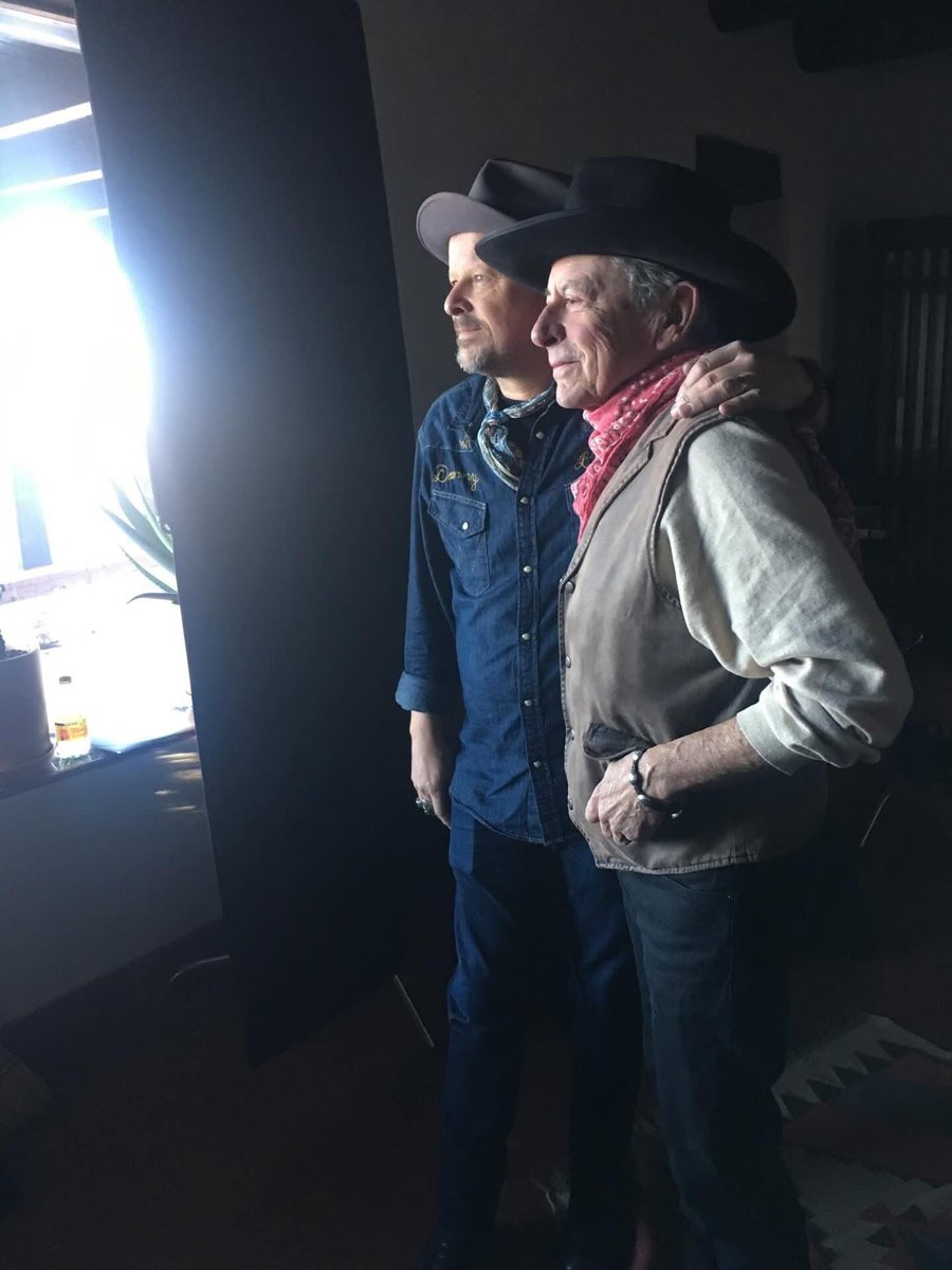 Danny Clinch tweet media