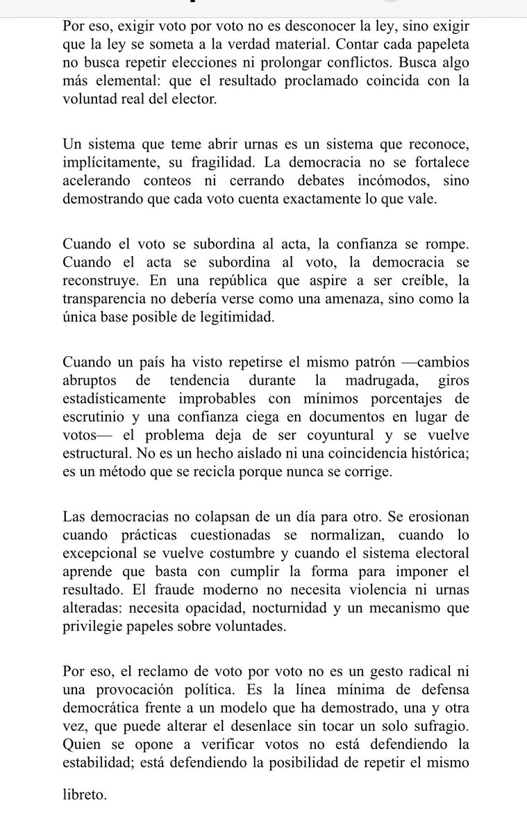 SalvaPresidente's tweet photo. Tenemos derecho realmente a ser un país independiente después de las violaciones a la voluntad popular que hemos vivido en Honduras desde 2013 ? 

El crimen organizado hace y deshace en Honduras. El sistema está corrupto y el único que sufre es el 70% de las personas pueblo que viven debajo de los límites de la pobreza. Ni la extrema derecha, ni la extrema izquierda han demostrado capacidad ni intenciones de sacar al pueblo de la esclavitud. 

@SalvaPresidente les podría arruinar el negocio. Por eso le impiden llegar a la presidencia desde 2013. 

Sean limpios por primera vez y de regalo navideño para los pobres, permitan el voto por voto. 
Si no lo hacen , la historia los recordará como corruptos que condenaron para siempre a una nación noble y extremadamente rica en recursos naturales y humanos.