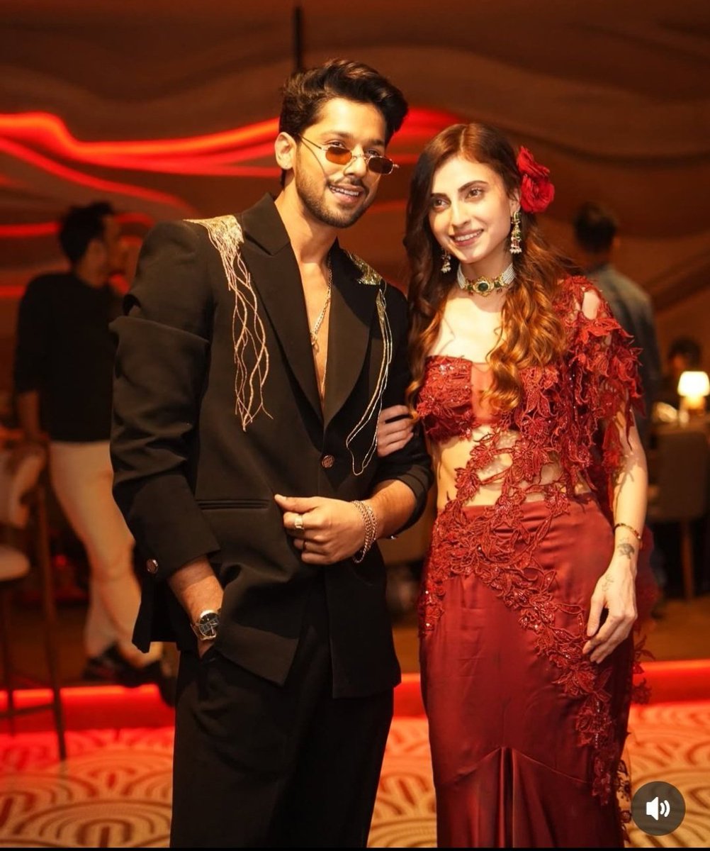 C00L__BoY's tweet image. 🚨 Hype Check 🚨 

Like For :- #Bahana
RT For :- #Fayan

#BaseerAli #FarrhanaBhatt #AyaanLaL

Like.                                                                       RT.