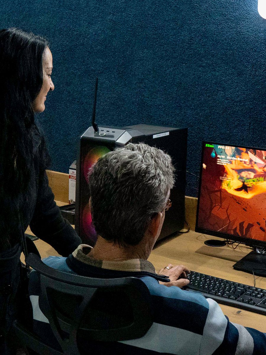 Last week we held our first IRL Family &amp; Friends playsession for Pecking Order to wrap up the year, and we couldn't have asked for a better night! 🥹

Thanks to everyone who came through and made this little studio LAN party of ours so much fun, and for all of the laughs, yells