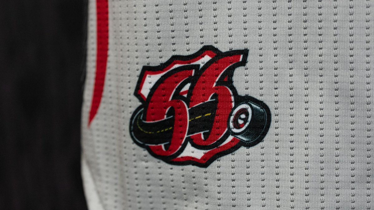 SIUE Hoops tweet media