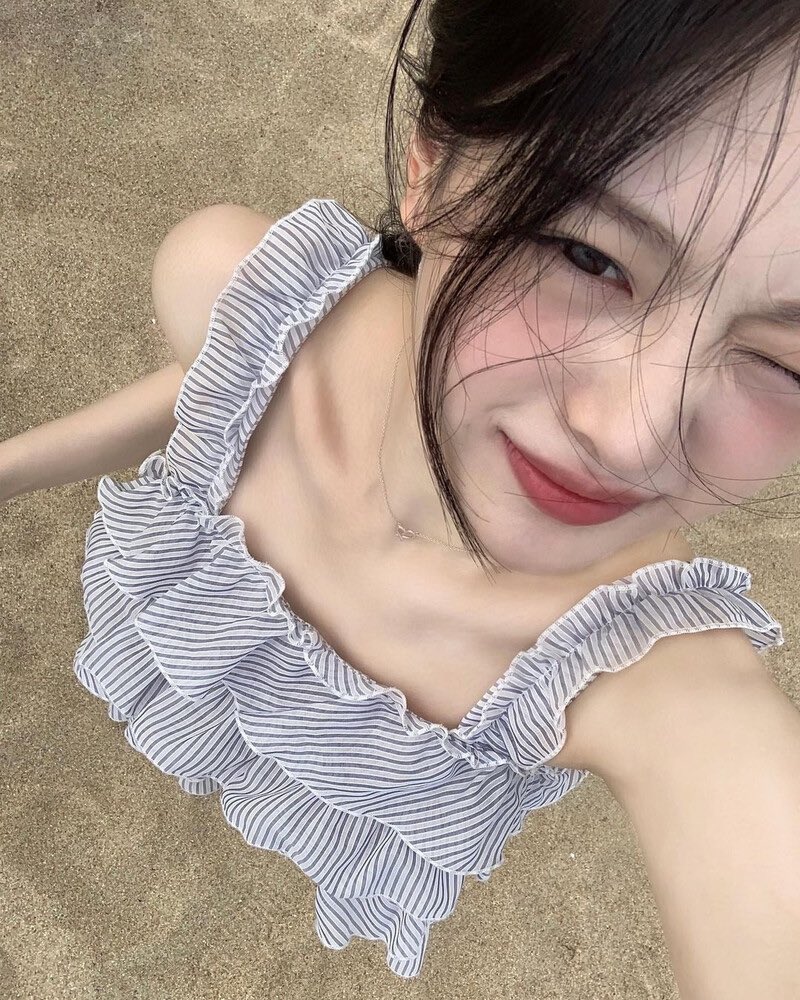 The L1ve Girl Group Global tweet media