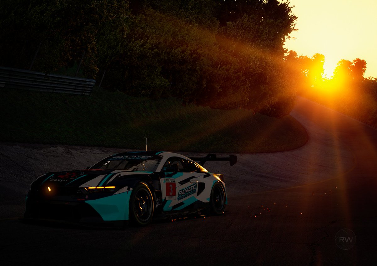 RaikiriWolf's tweet image. Happy iRacing New Year!!! 📸