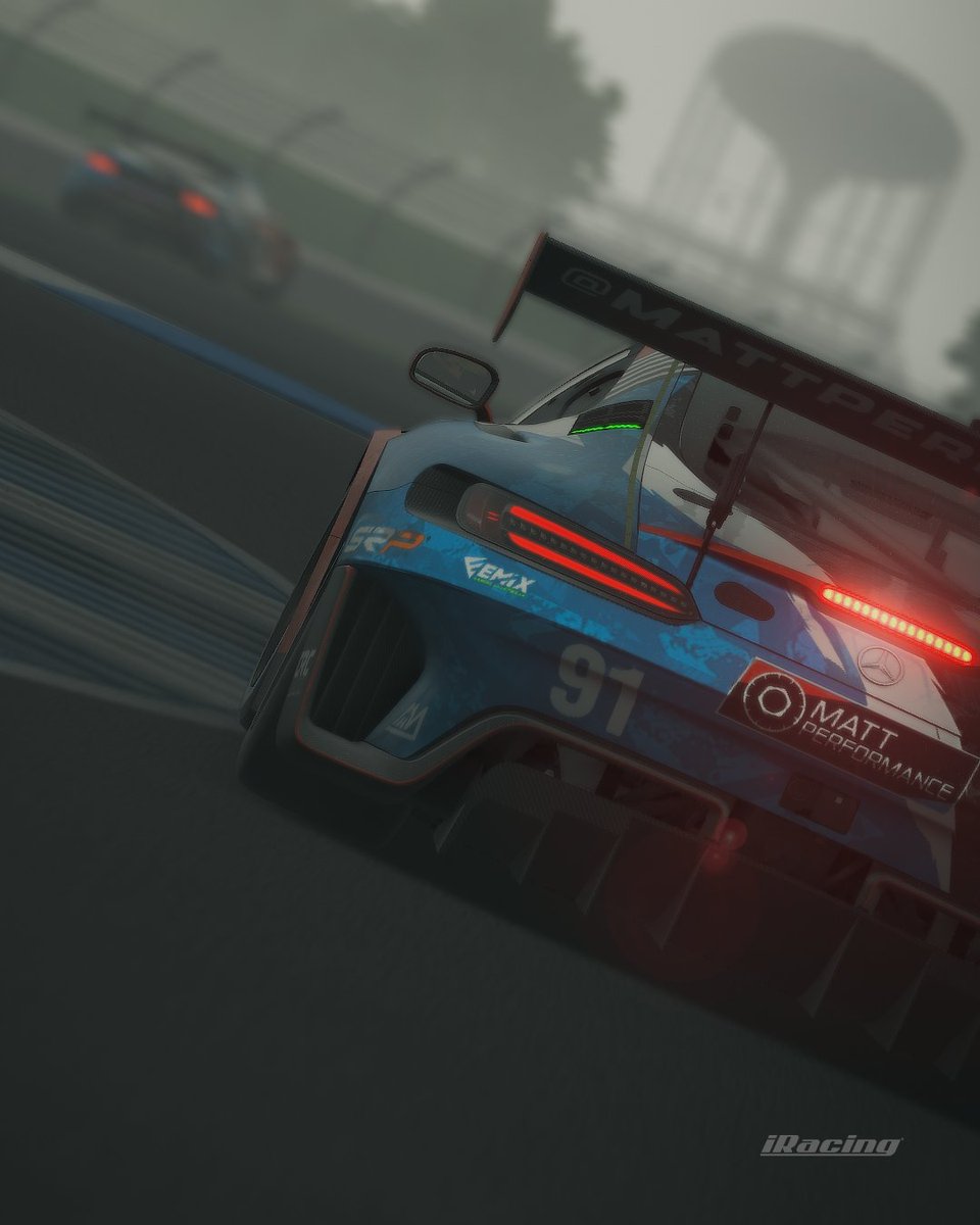 RaikiriWolf's tweet image. Happy iRacing New Year!!! 📸