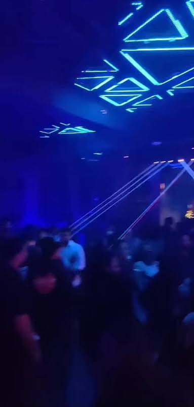 xRahulTalks's tweet image. December is the month of parties &amp;amp; tonight is all about celebrating 🤩

But no matter what, I am busy to use @superformxyz