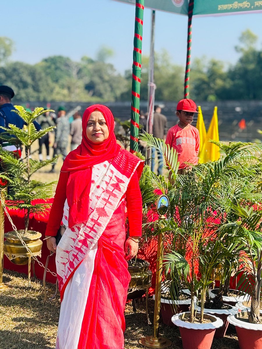 RuksanaAkther6's tweet photo. বিজয় দিবসের শুভেচ্ছা সবাইকে https://t.co/rVZVqEe951