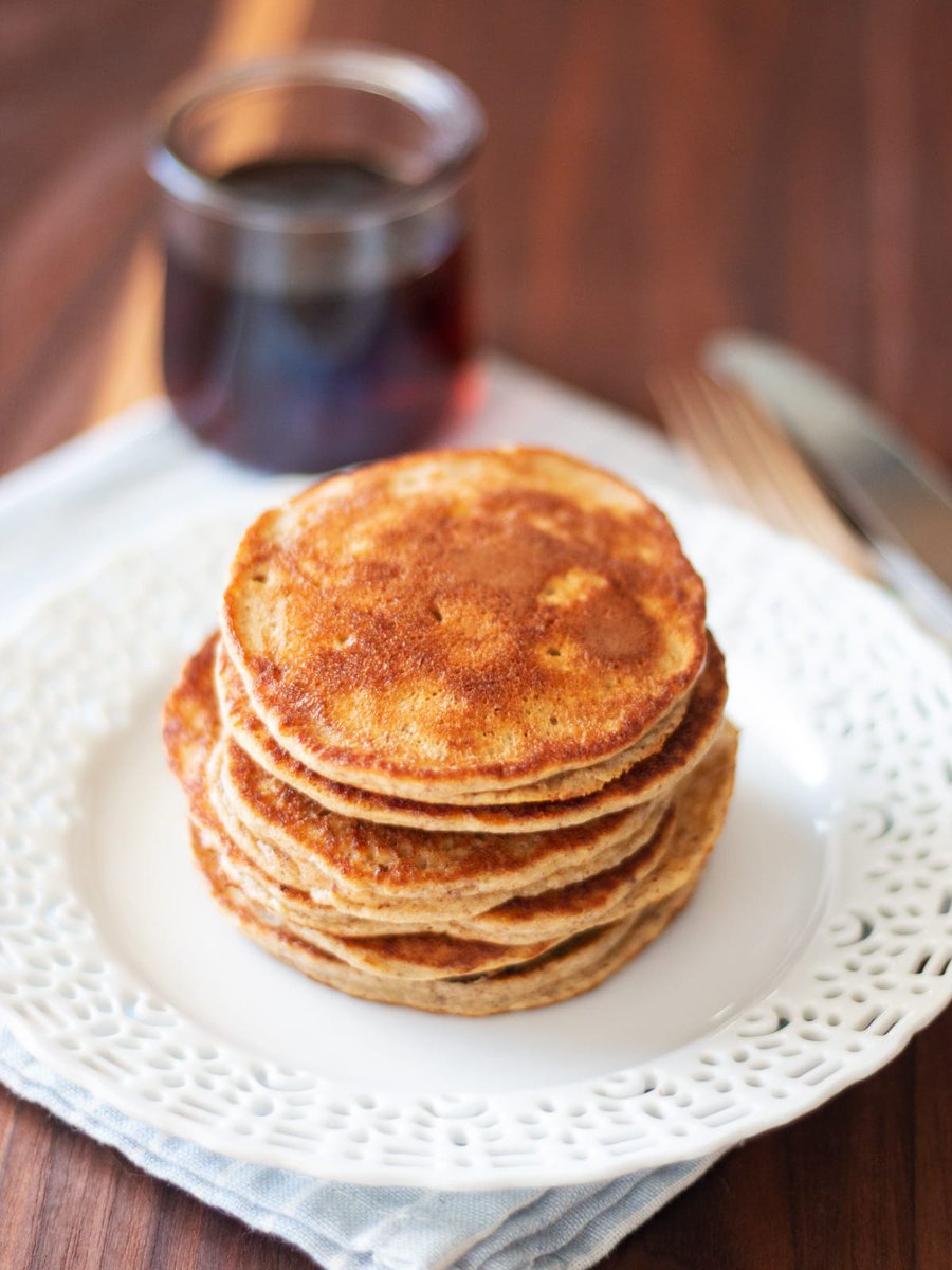 cosmocornbread's tweet photo. These healthy apple banana pancakes are naturally sweet, cozy, and perfect for slow mornings at home.  Made with simple ingredients and warm spices, they’re proof that comfort food can still be nourishing and delicious.
Get the recipe: https://t.co/bduP48h0Bv https://t.co/fo8EppDkZC