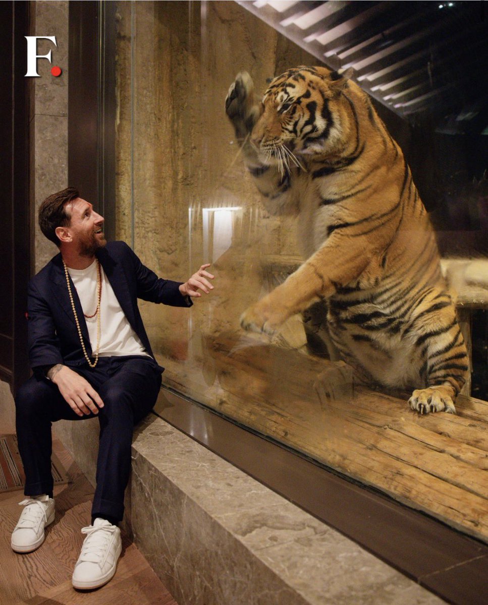 BarcaWorldwide's tweet photo. If a tiger’s saluting, you know it’s Messi.🐐 https://t.co/XaKUZKgh0v