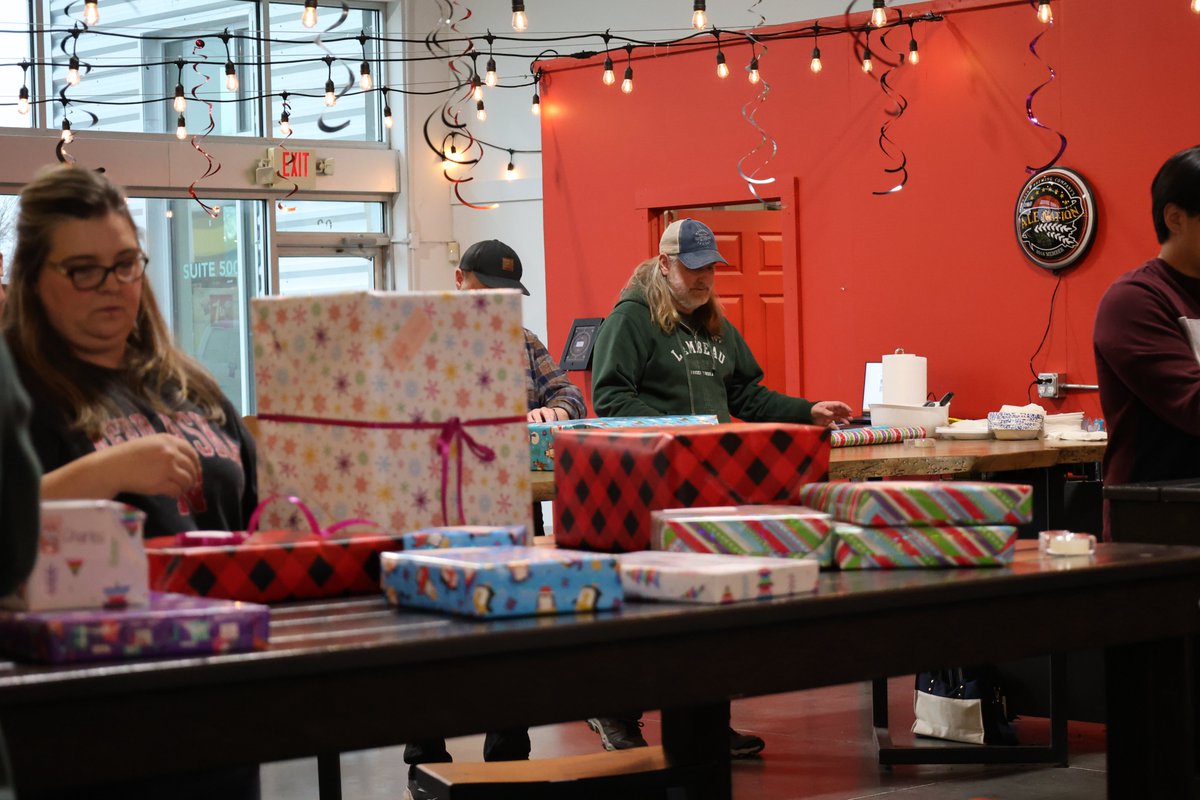aviture's tweet photo. This holiday season, Aviturians continued a cherished Adopt-A-Family tradition, turning generosity into action through gifts and donations by our team.❤️
Thank you to everyone who helped wrap the year in giving, and to Adopt-A-Family programs that make the holidays brighter. 🎁✨ https://t.co/wsXchREiRf