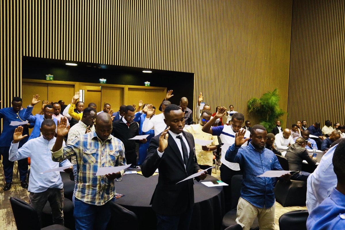 RwandaEngineers's tweet photo. A proud milestone at the Engineering Convention 🇷🇼
Over 200 engineers have officially taken their professional oath, becoming compliant members of the Institution of Engineering Rwanda.

A strong step toward professionalism, ethics, and excellence in engineering practice.

#IER https://t.co/9zPYzvpsXl