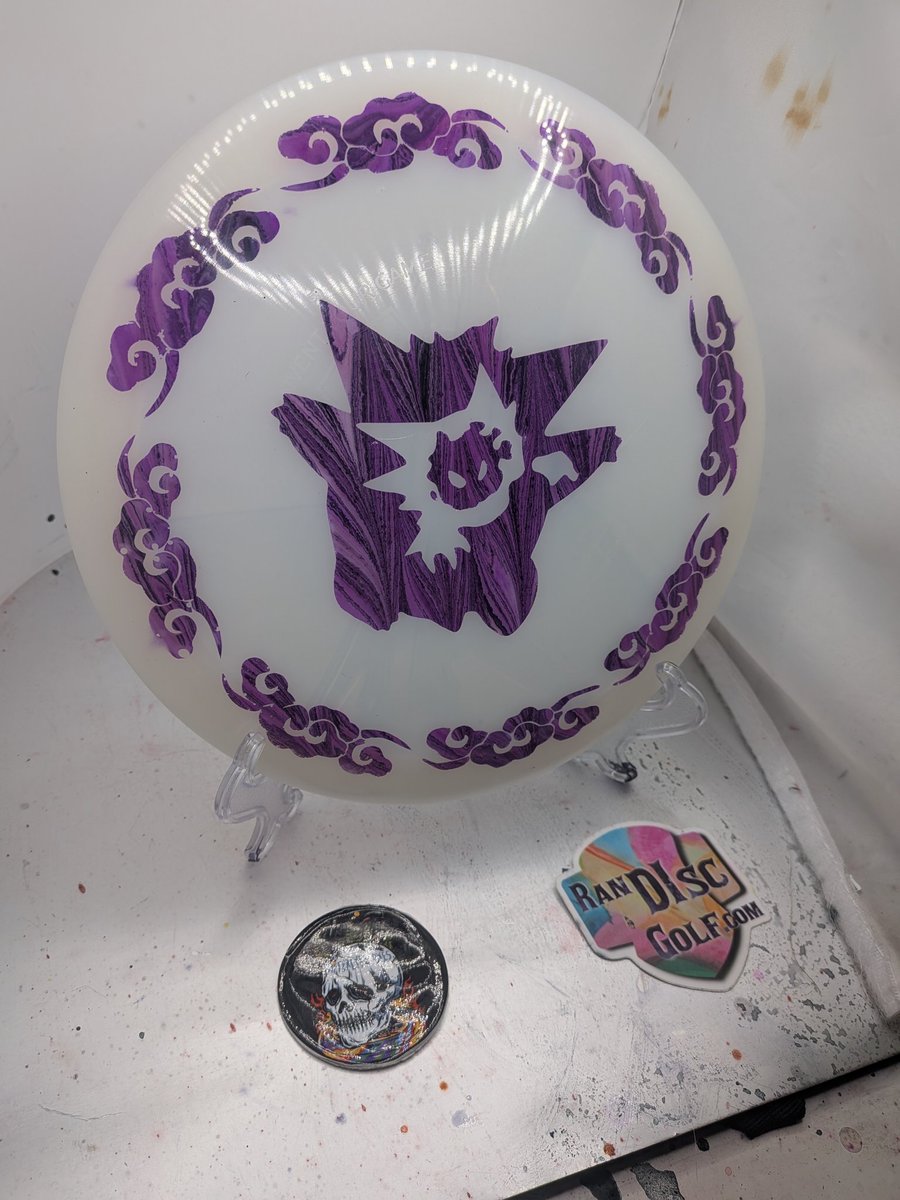 <a href="/KH_CARDS/">Kolby 🃏⚾️</a> asked for that Gengar stencil on this pearly C-Line CD1.

I think the purple swirls really makes it so pretty.