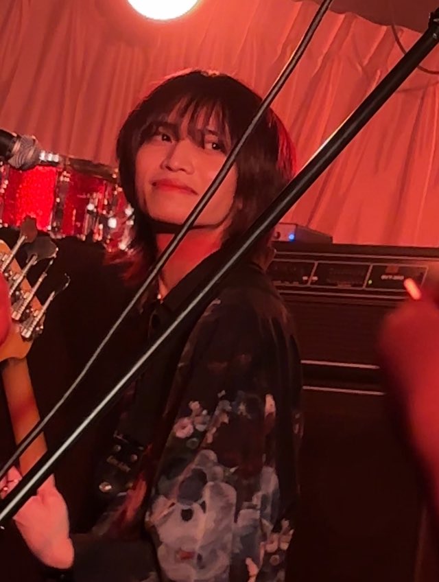 k10hrtz's tweet photo. I took these last night and was thinking about how happy Masha looks on stage with his brother

I didn’t realize there was so much meaning behind it til now……. he was really affirming his decision to stay with him regardless of what his future with shc might’ve held https://t.co/cKwJPvQptv